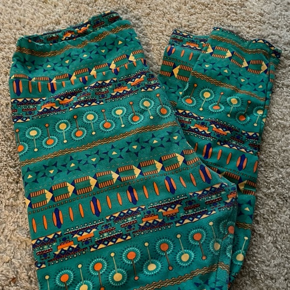 LuLaRoe Pants - Lularoe TC Leggings